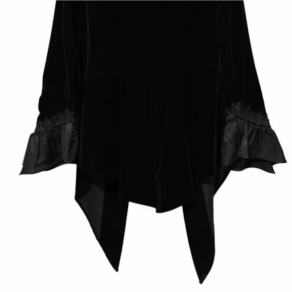 DARK IN LOVE NWT Black Velvet Lace Bell Sleeve Button Front Jacket XXL - Picture 7 of 14